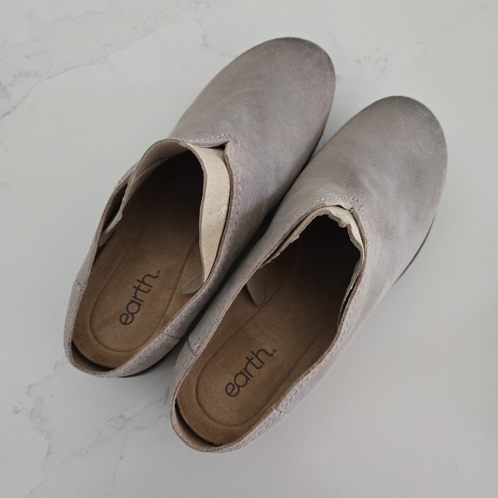 NEW Earth Kolia Round Toe Slip-on Casual Clogs Gray Suede Brown Leather Cork 9 - Picture 5 of 10